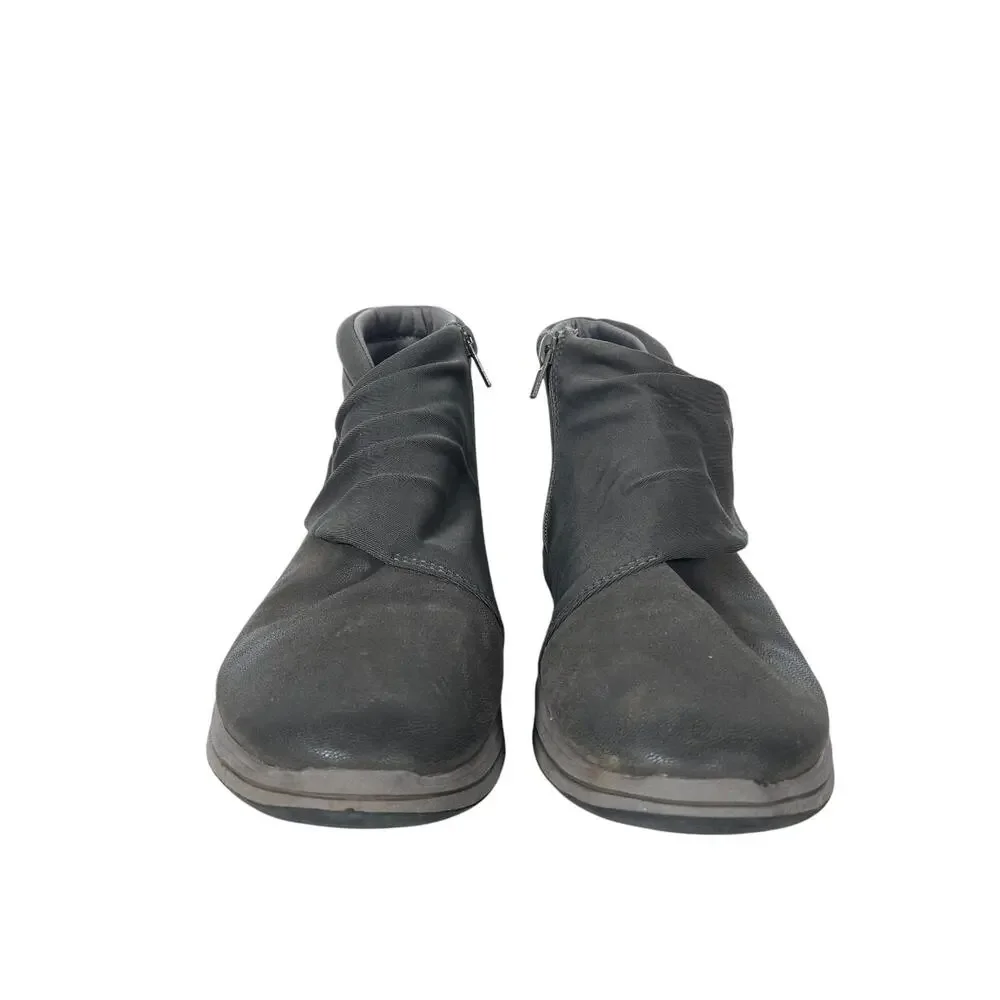 Clarks Womens Ankle Boots 8.5 Gray Leather Comfort Casual Walking Chic Booties